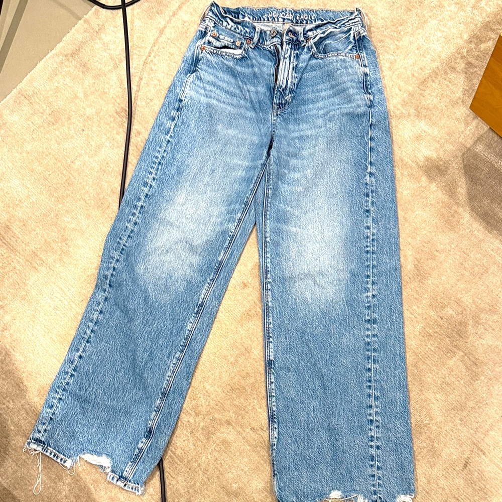American eagle super high rise baggy wide leg women’s jeans size 2